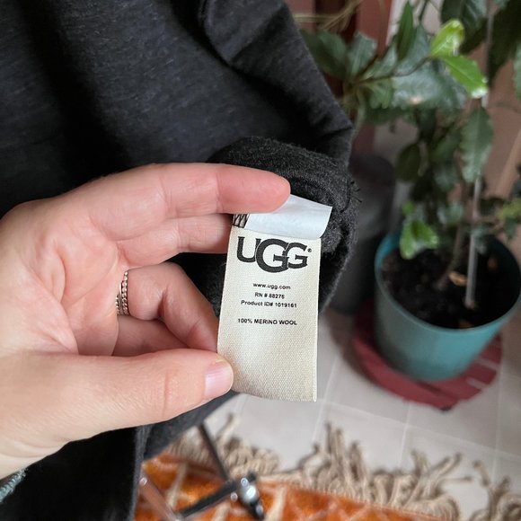 UGG Men's 100% Merino Wool Pullover Sweatshirt - Picture 6 of 6